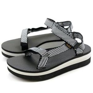 Platform Tevas black and white striped